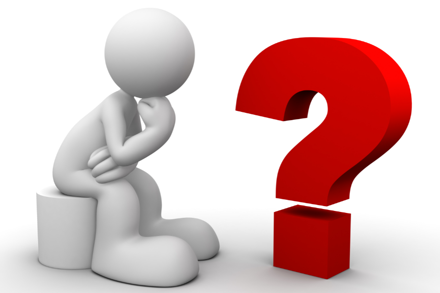 買い物をしている男性の画像